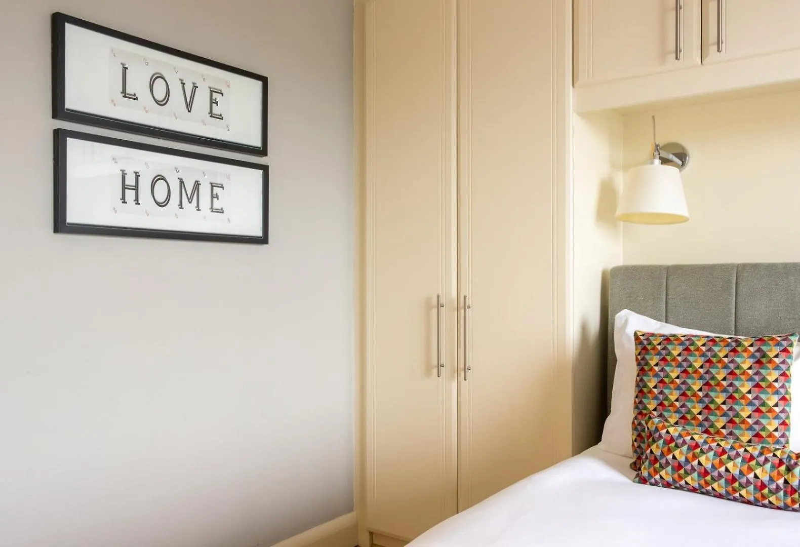 Guestready - Enchanting Views From Millenium Tower Δουβλίνο
