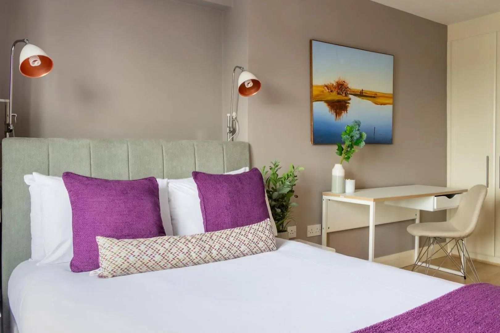 Guestready - Enchanting Views From Millenium Tower Δουβλίνο 0*,  Ιρλανδία